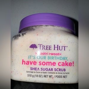Tree Hut Birthday Cake Scrub